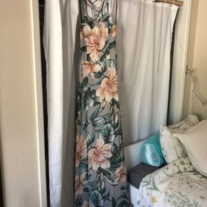 Lulus Long grey floral dress